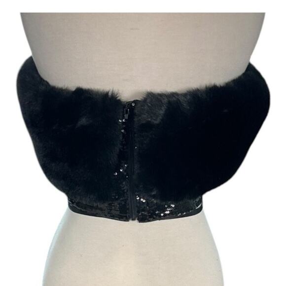 AVEC LES FILLES Crop Top NWT Black on Black Zip Sequin Bottom Faux Fur Top Large - Picture 3 of 13